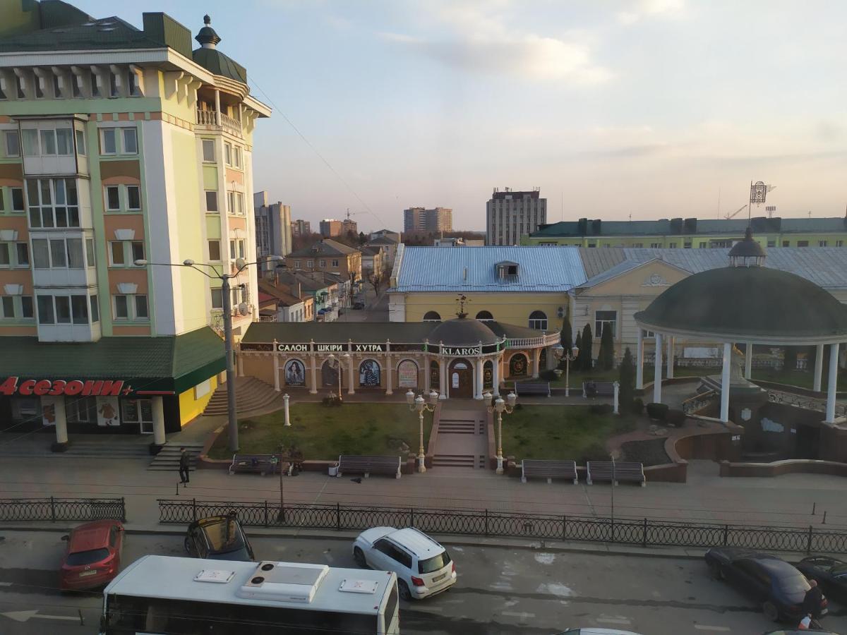 Апартаменты Светлое Утро и Уютный вечер Ровно Экстерьер фото